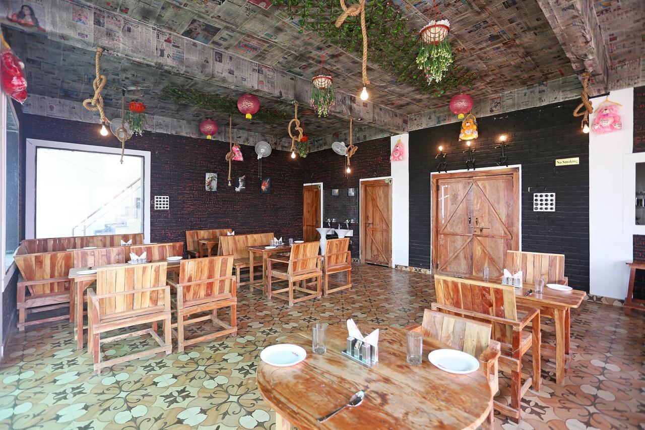 Oyo 10104 Radhika Resort Kota  Εξωτερικό φωτογραφία